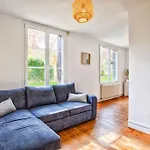Bel Appartement Rdc Avec Parking Gratuit