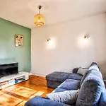 Bel Appartement Rdc Avec Parking Gratuit